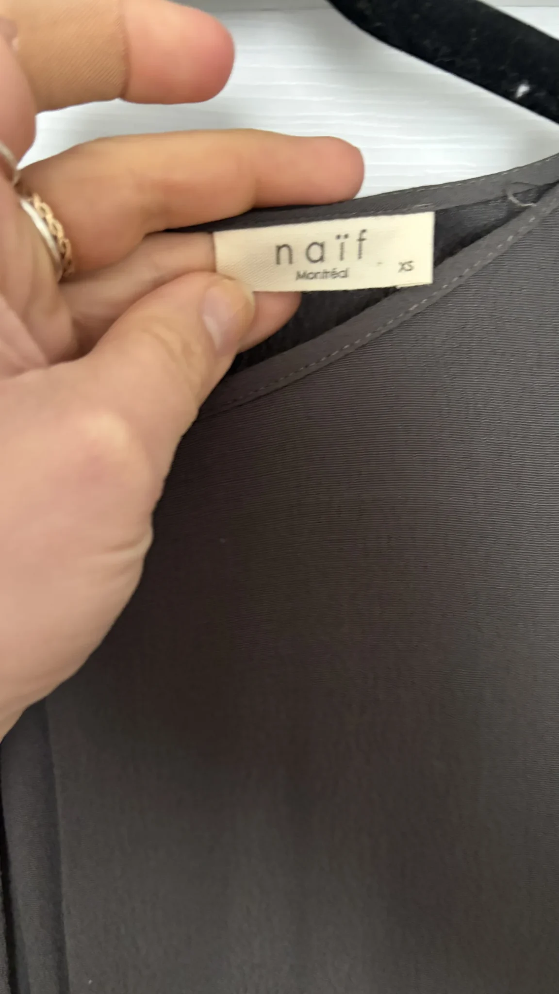 Image for Robe grise Naif