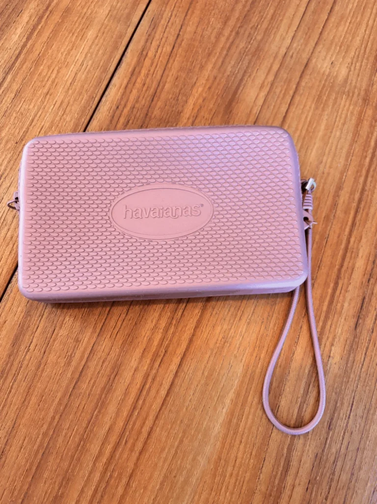 Image for Havainas beach clutch (plastic)