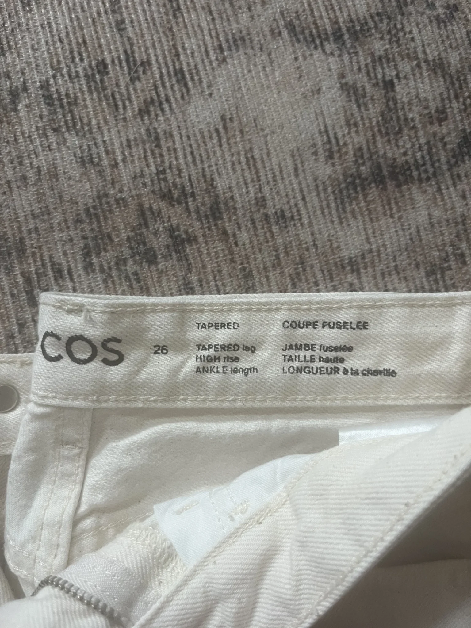 Featured image for Jeans COS coupe barrel