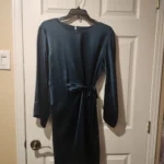 Featured thumbnail for Robe vert émeraude