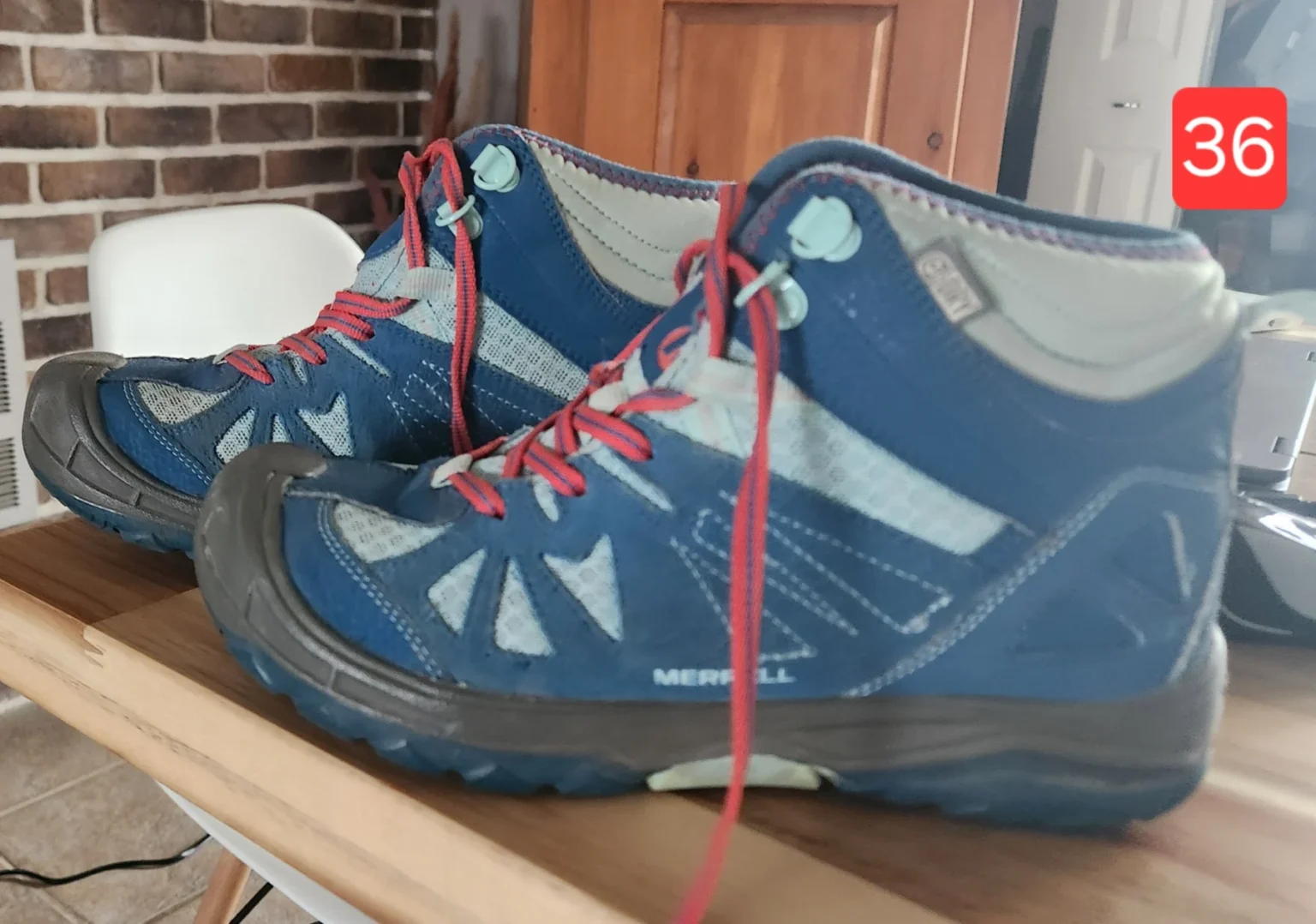 Featured image for Bottes de marche merrell