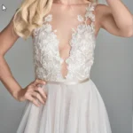 Featured thumbnail for Robe mariée WTOO US 6