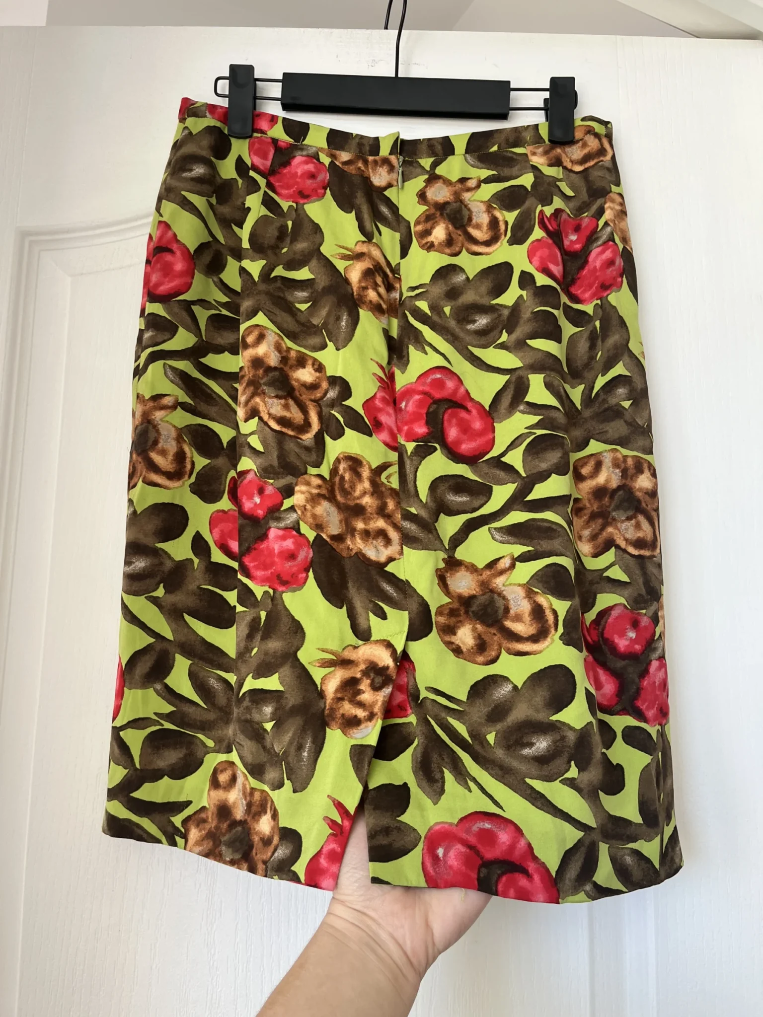 Image for Dolce Gabanna floral skirt size 40