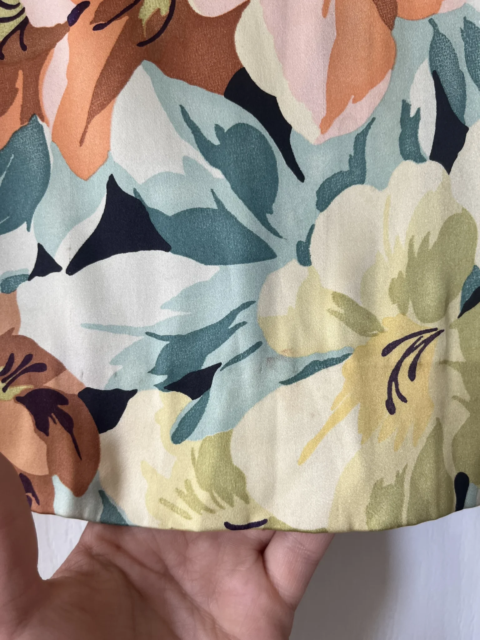 Image for Dolce Gabanna skirt size 40 floral pattern