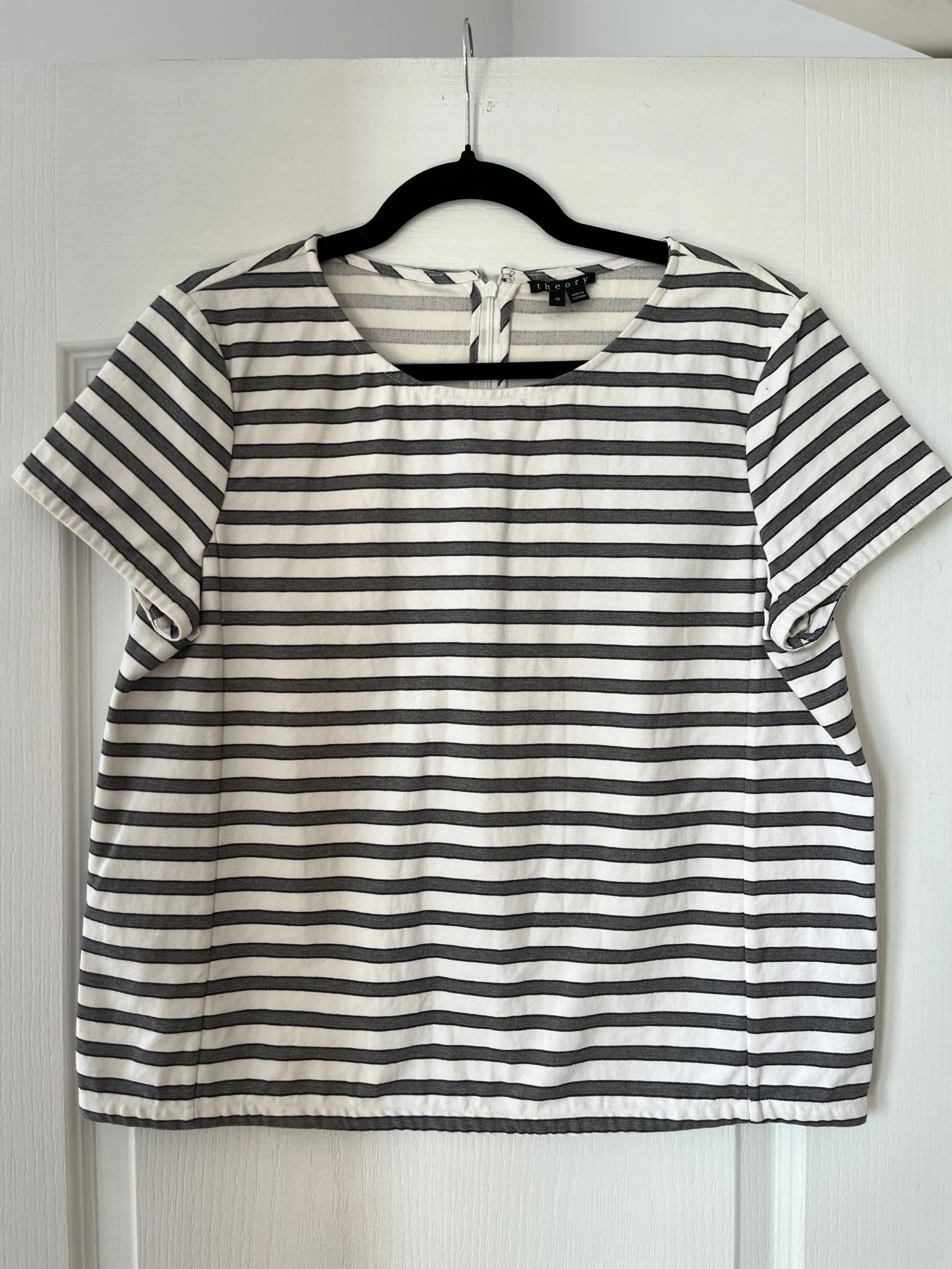 Blouse Theory marinière grise et blanche taille 12 soit un L/XL Theory seconde main