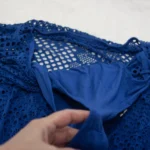 Thumbnail for Chandail en dentelle avec débardeur intégré