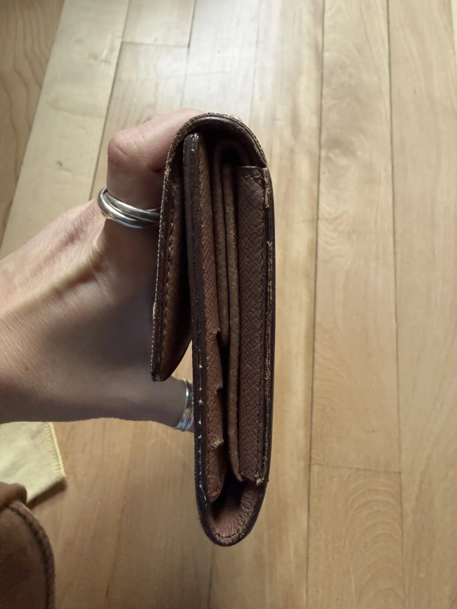 Image for Porte monnaie Louis vuitton