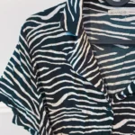 Thumbnail for Robe courte noire et blanche, zébré