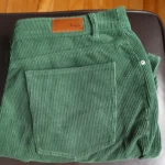 Featured thumbnail for Corduroy vert forêt coton bio coupe old school