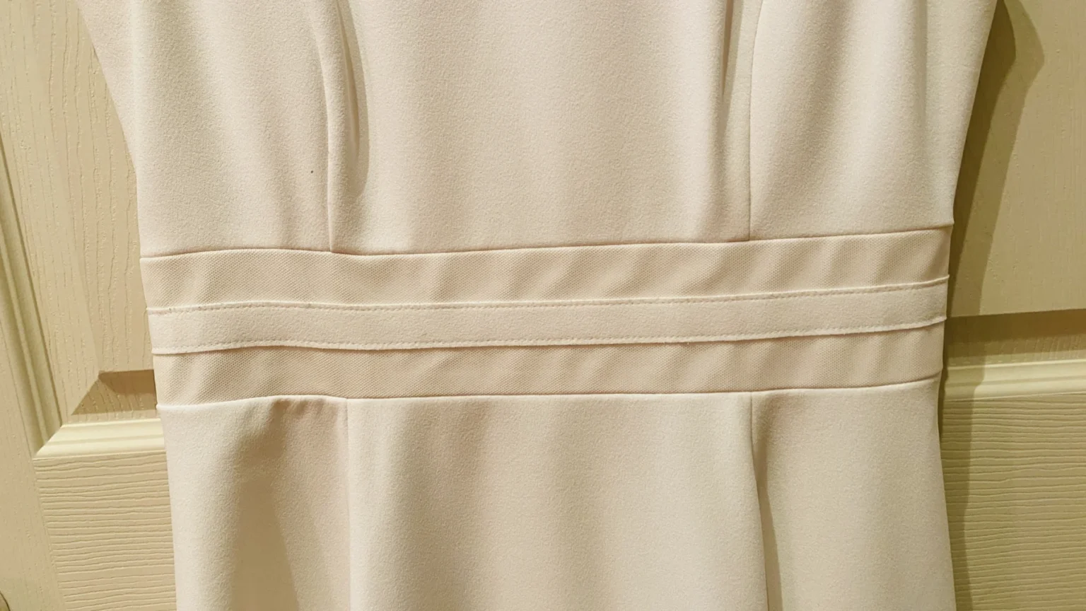 Image for Robe cocktail offwhite avec mailles - Calvin Klein - 10