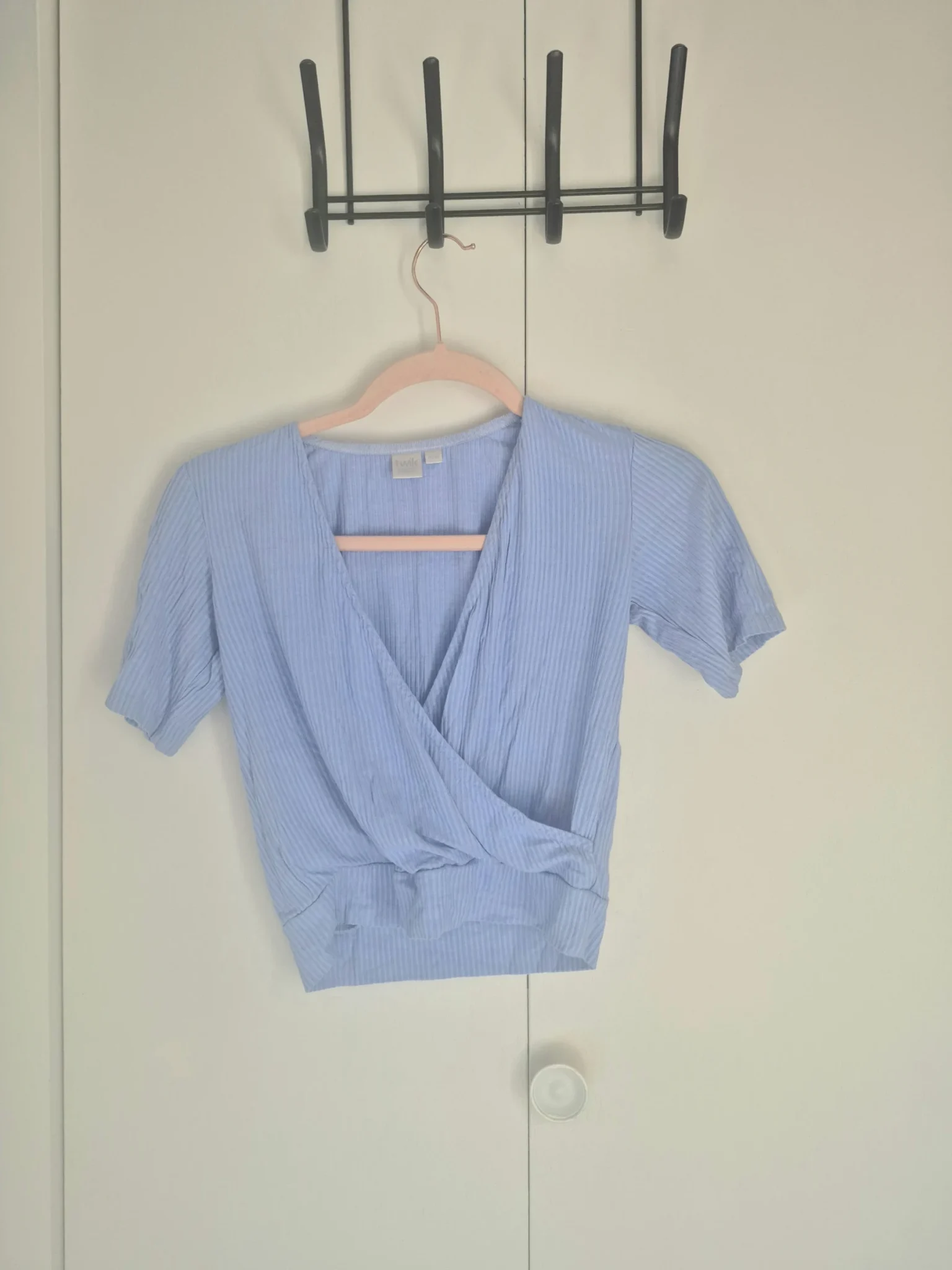 Featured image for Chandail bleu Twik Simons XS