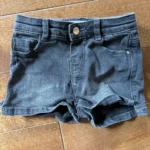 Featured thumbnail for Short Zara 12-18 mois
