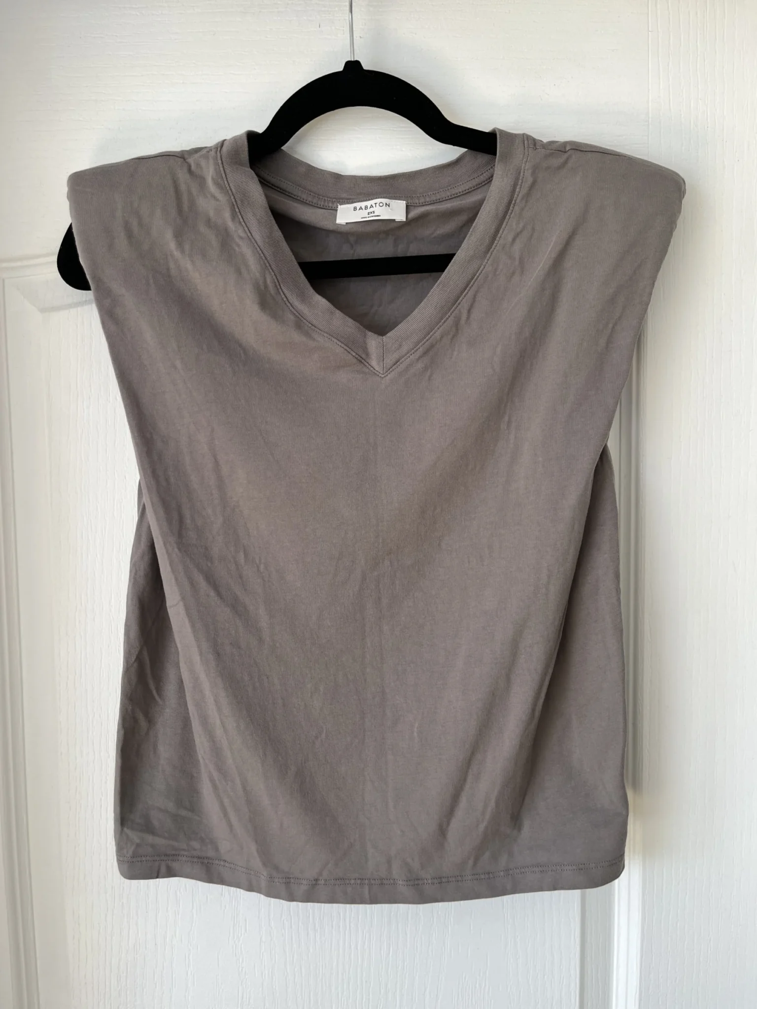 Featured image for Babaton Aritzia off-shoulder T-shirt size XXS grey