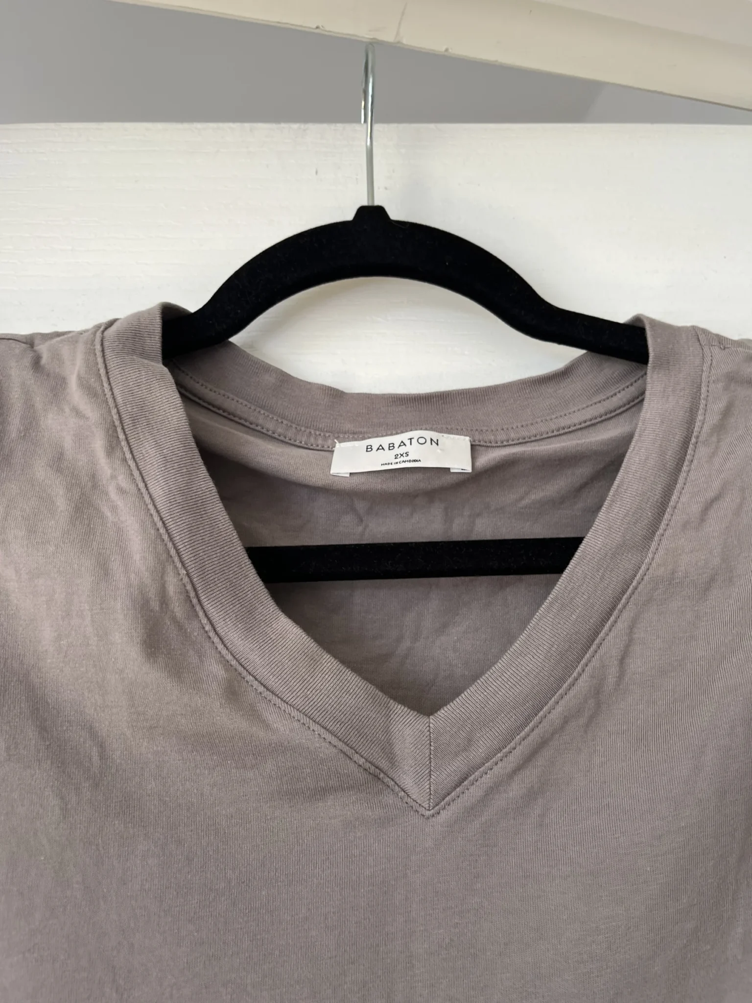 Image for Babaton Aritzia off-shoulder T-shirt size XXS grey