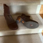 Thumbnail for Bottillons ART hauteur cheville très jolis. Talons de bois