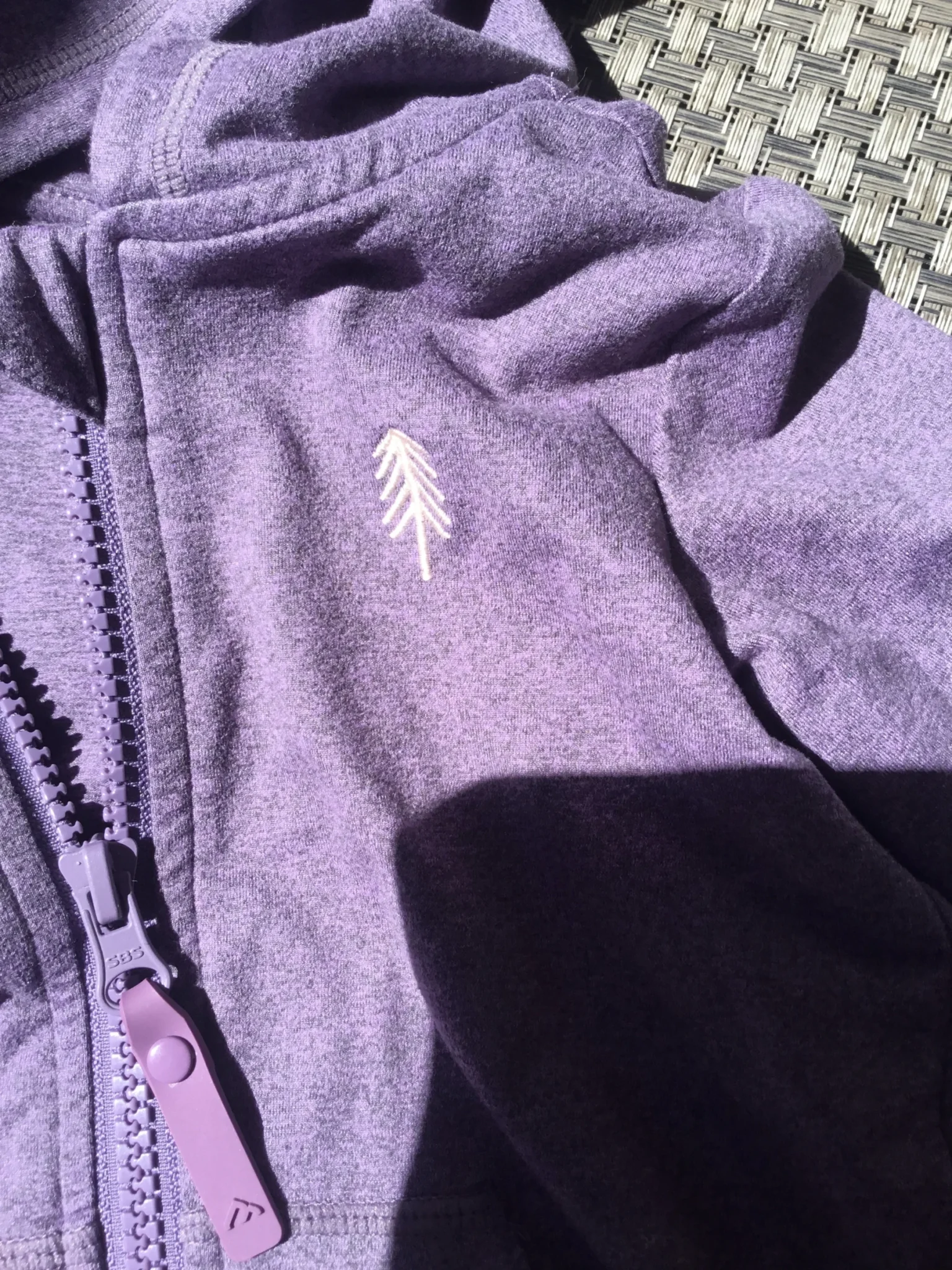 Image for Veste sport anti uv et anti moustique, 9 - 12 mois fait petite