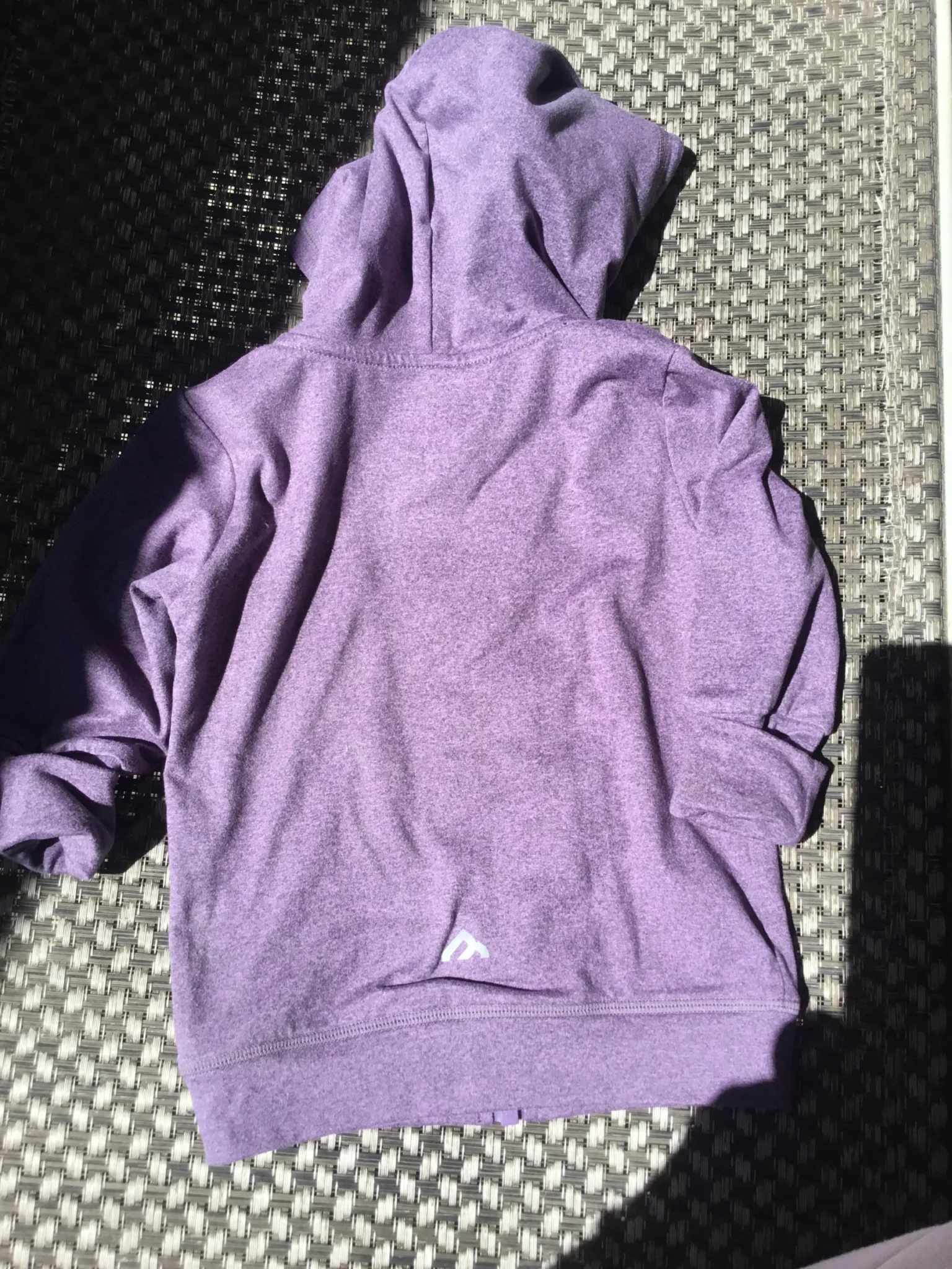 Image for Veste sport anti uv et anti moustique, 9 - 12 mois fait petite