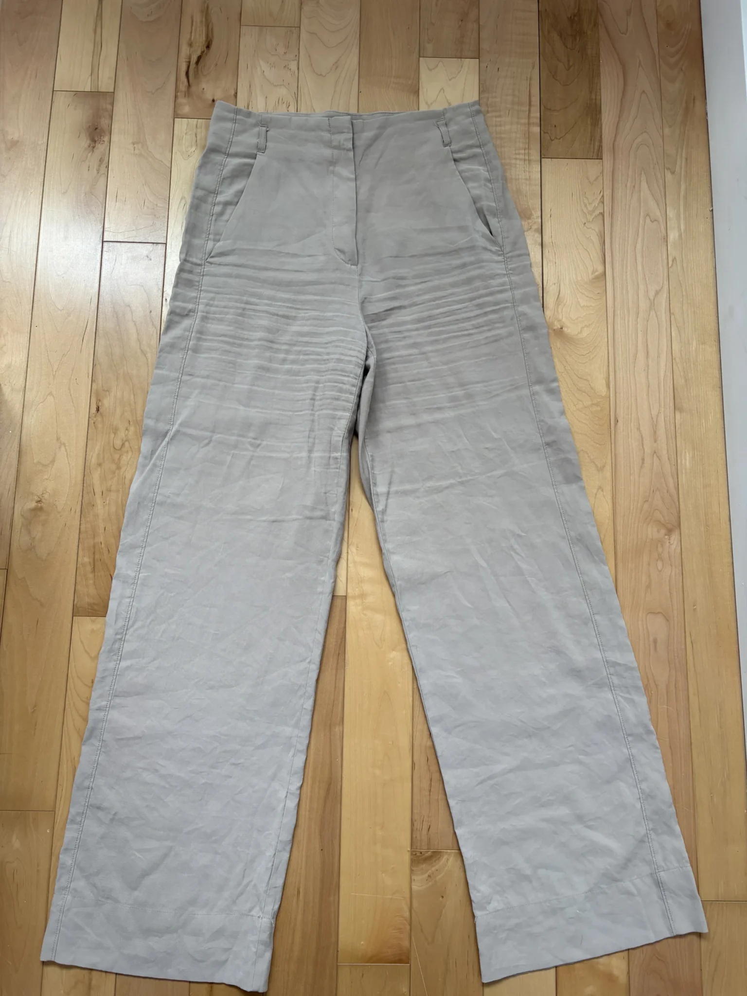 Featured image for Pantalons beige