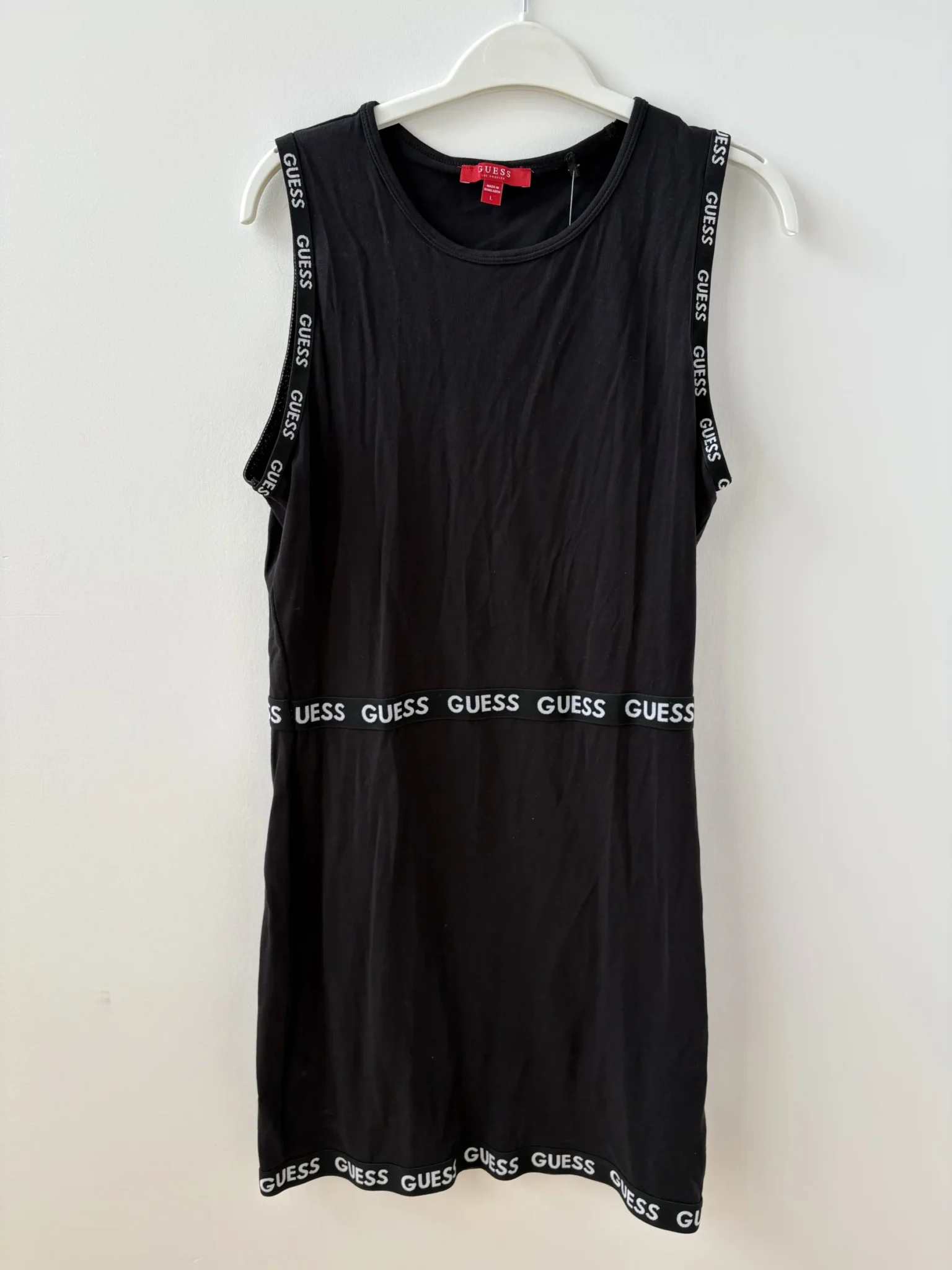 Featured image for Robe Guess
