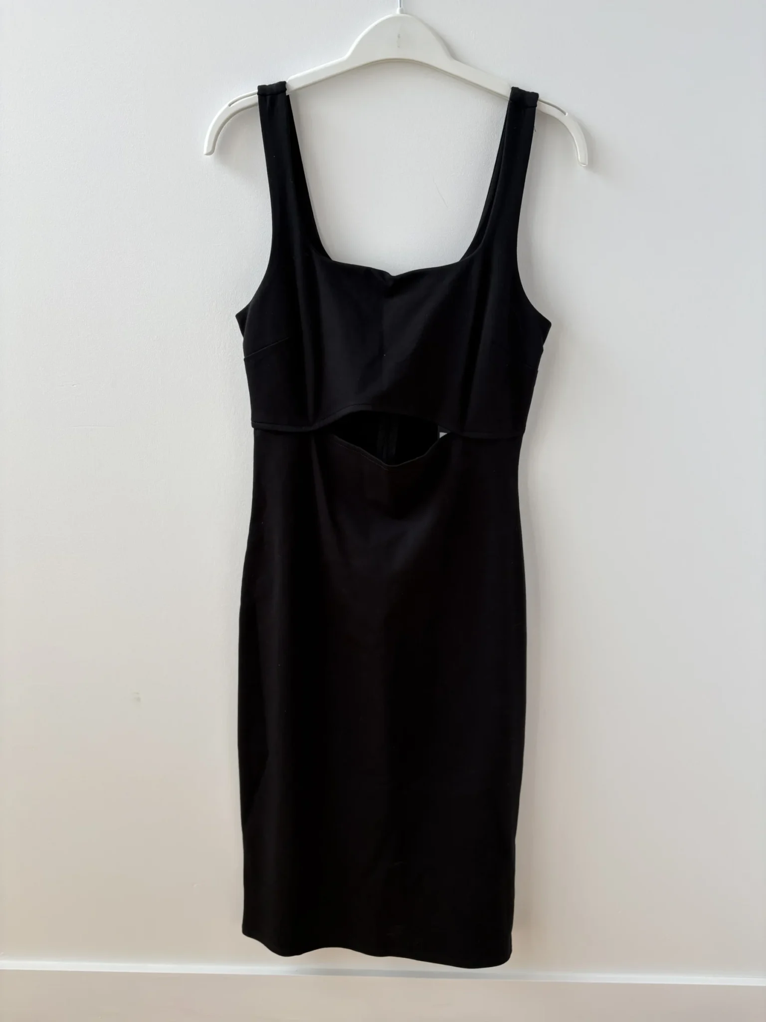 Featured image for Robe noire