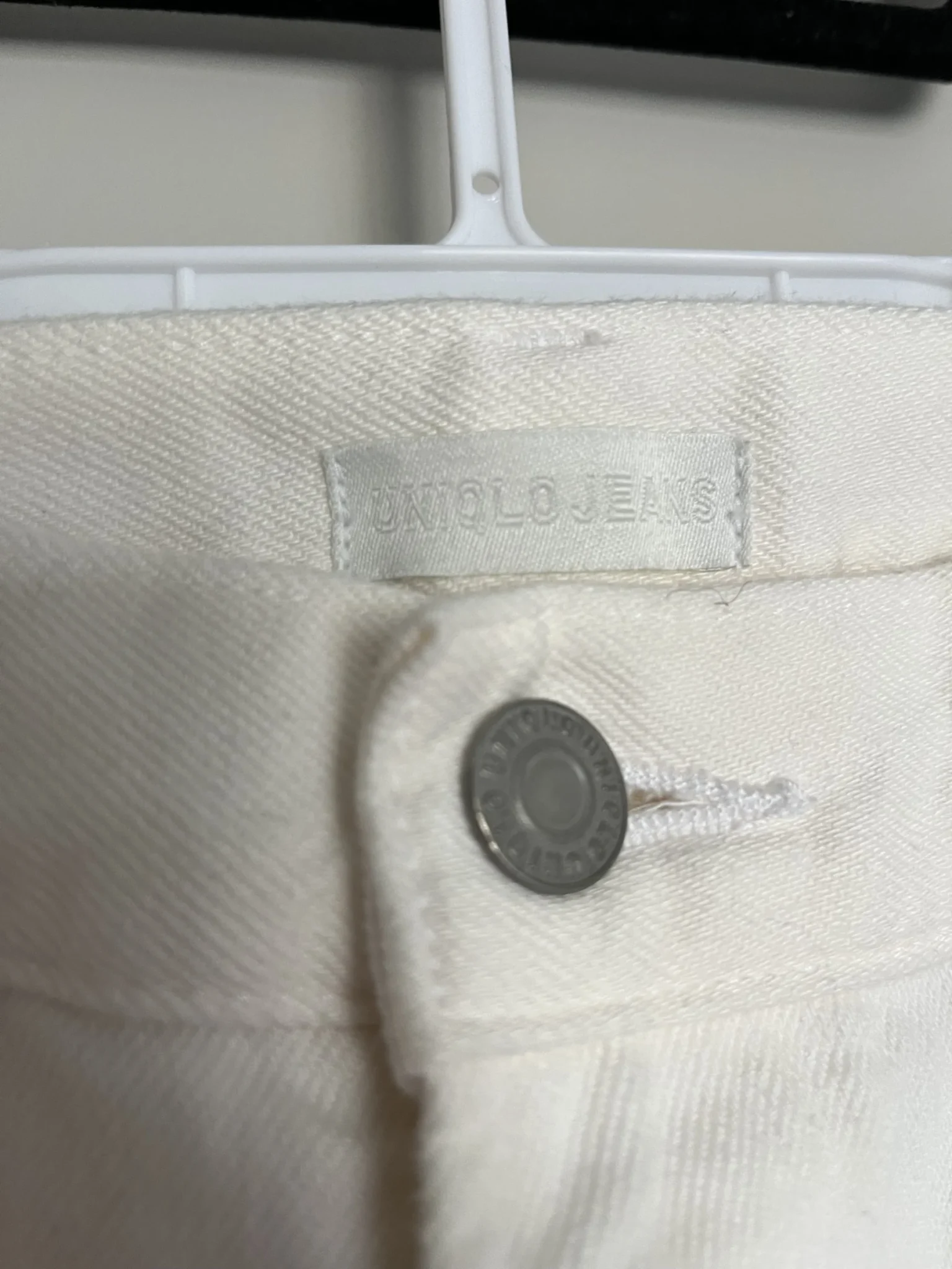 Image for pantalon blanc-beige uniqlo