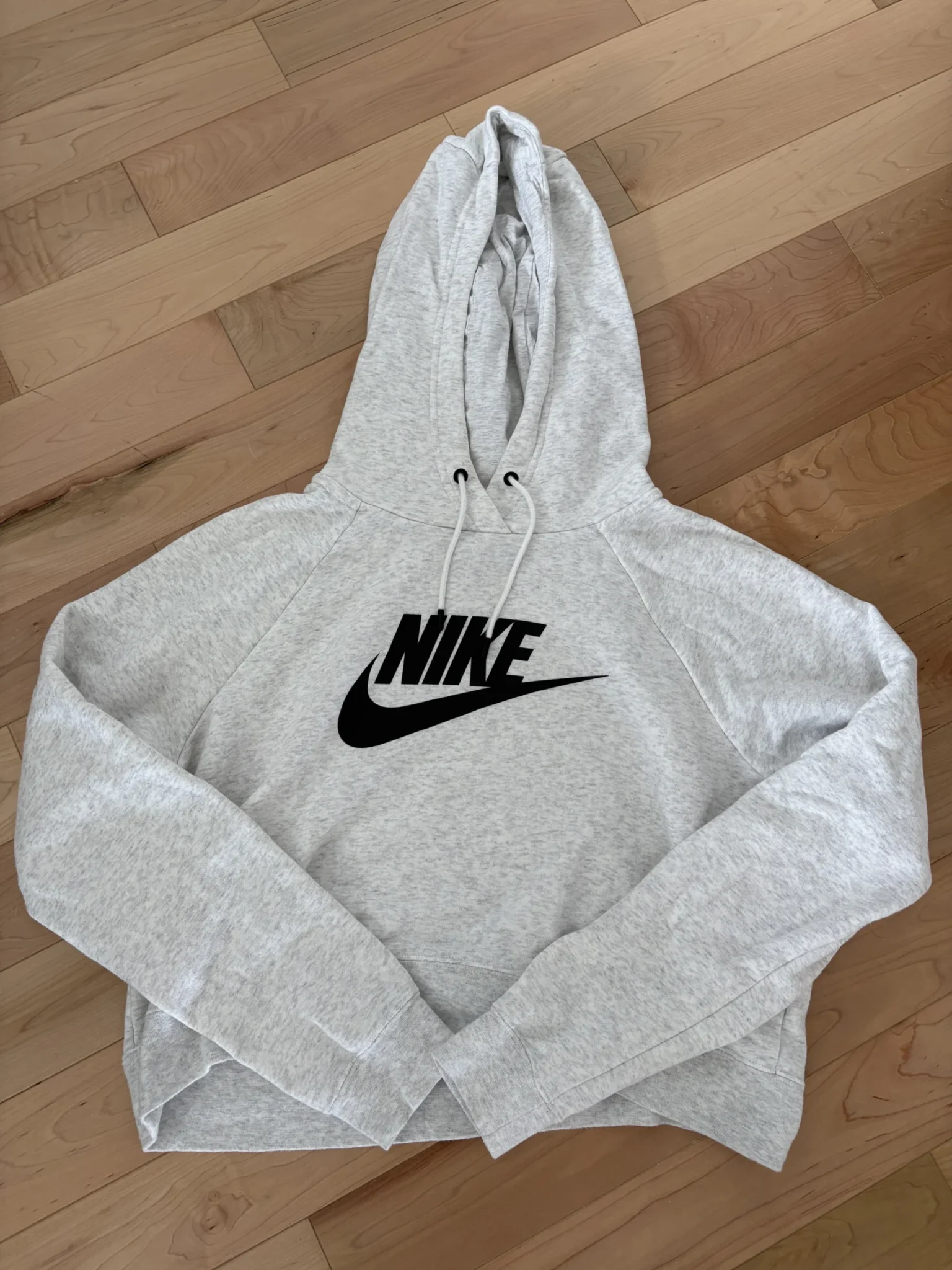Featured image for Hoodie Nike