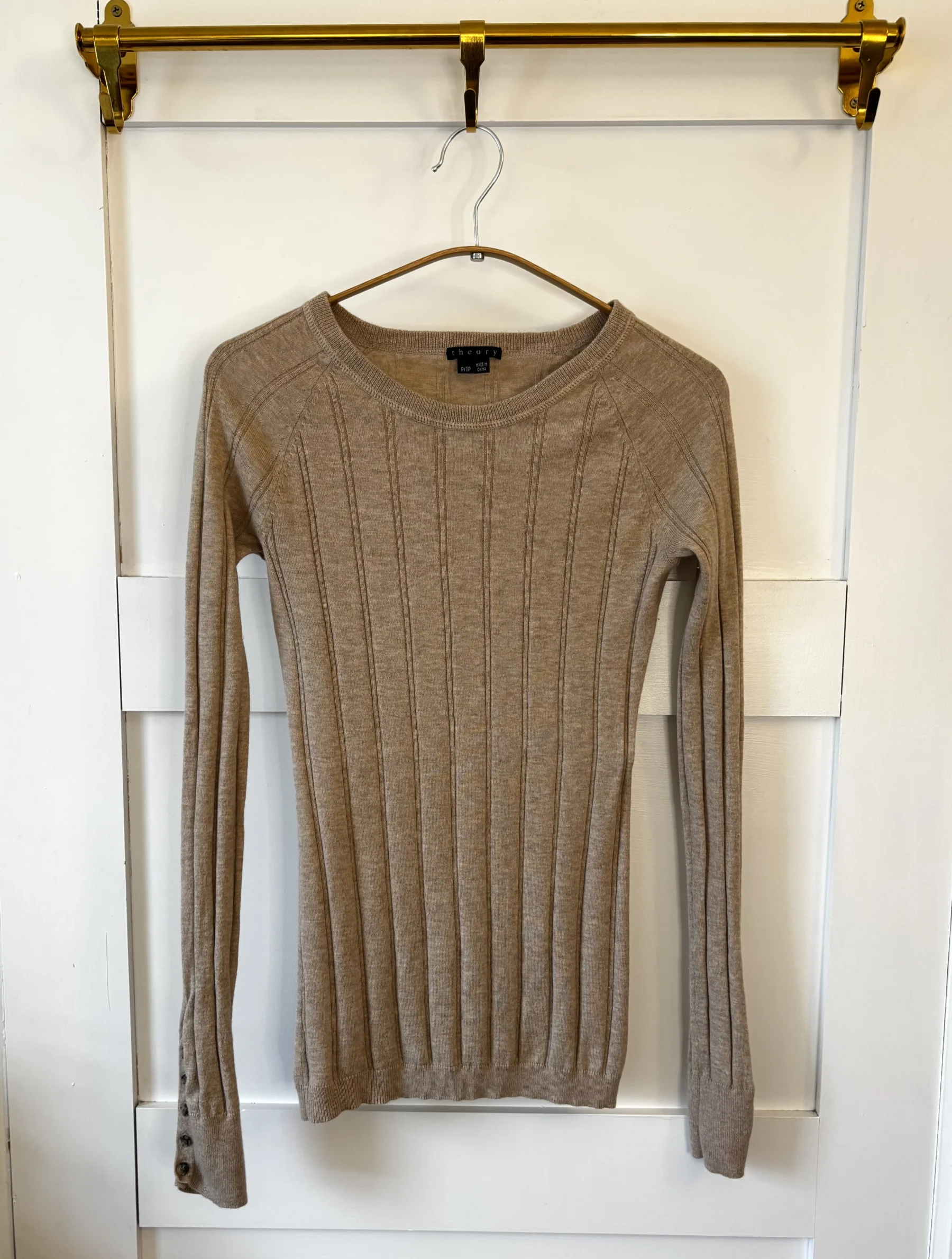 ♥️Pull ajusté THEORY Theory seconde main