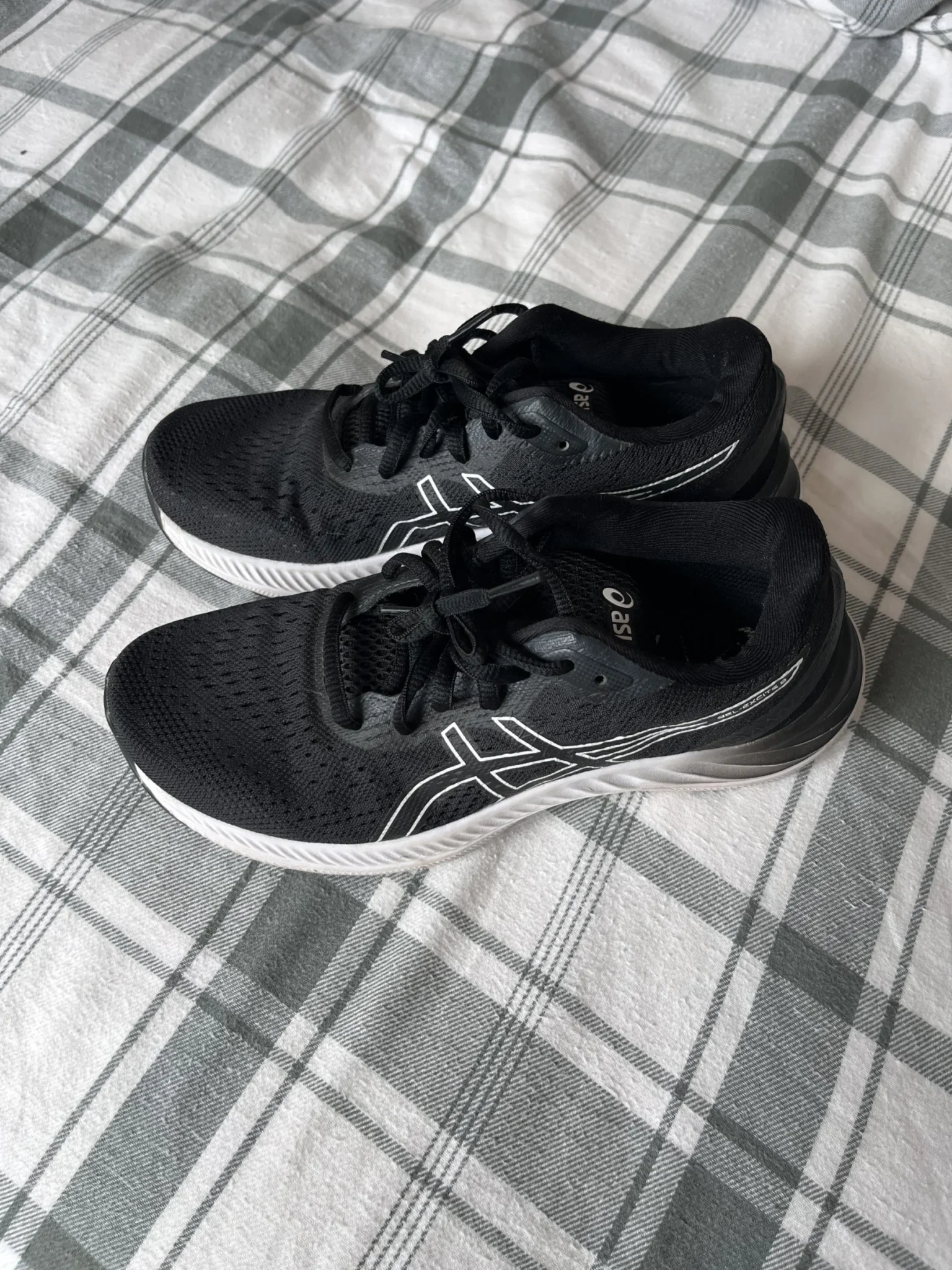 Featured image for Asics Gel-Excite 8 - grandeur 6