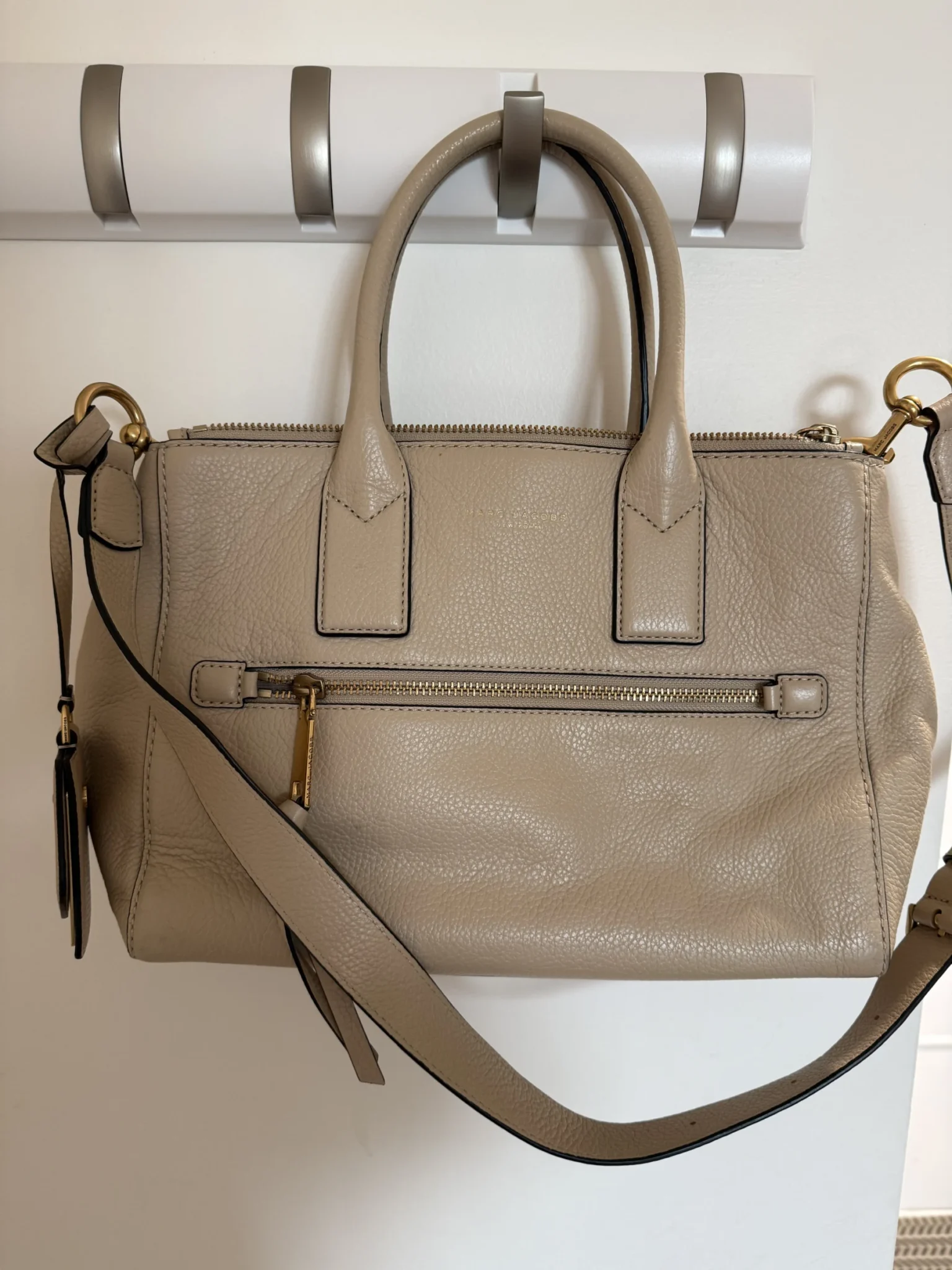 Featured image for Sac à main haut de gamme en cuir Marc Jacob