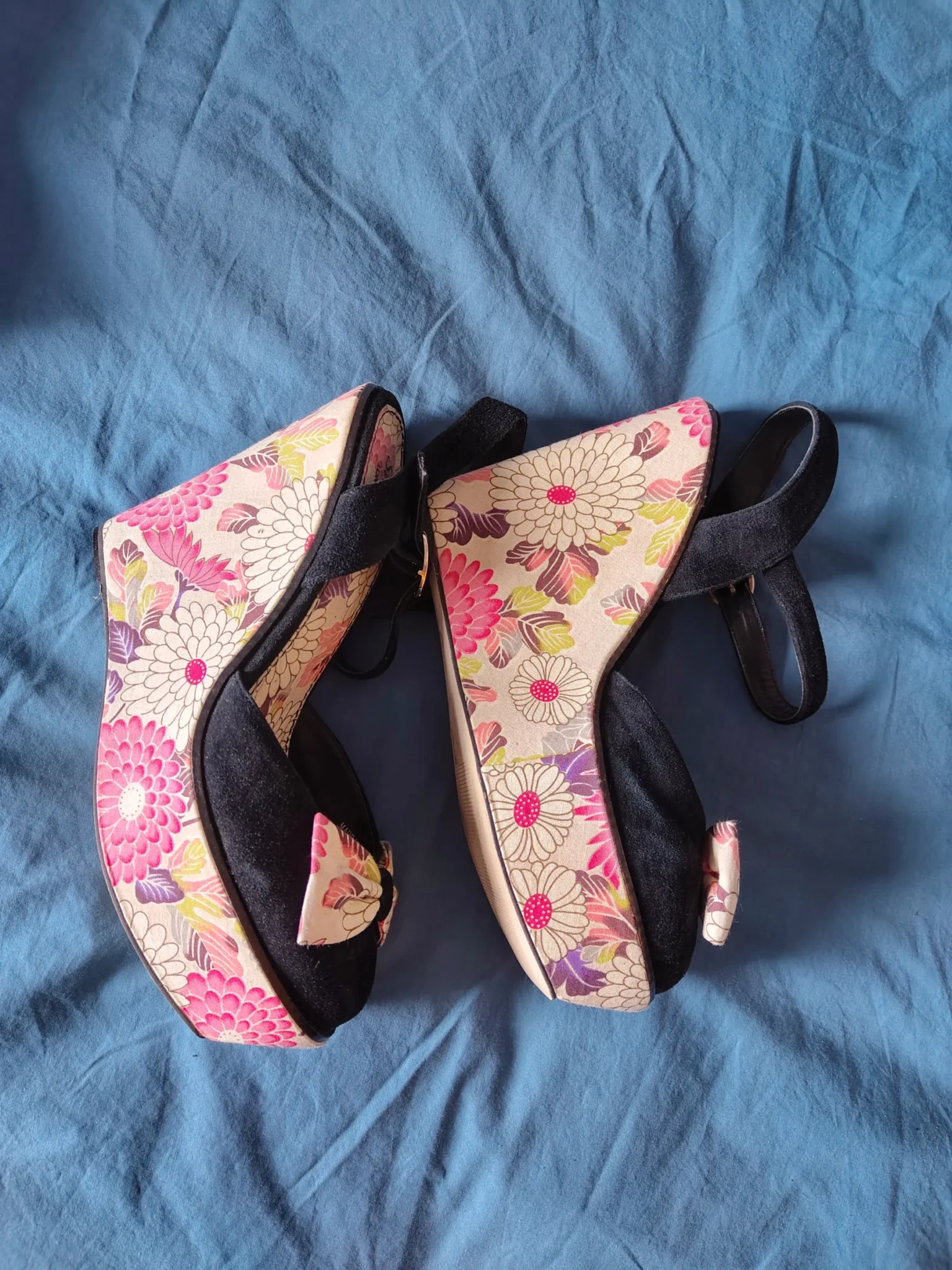 Image for Chaussures plateformes fleuries t.41 - Shelly's