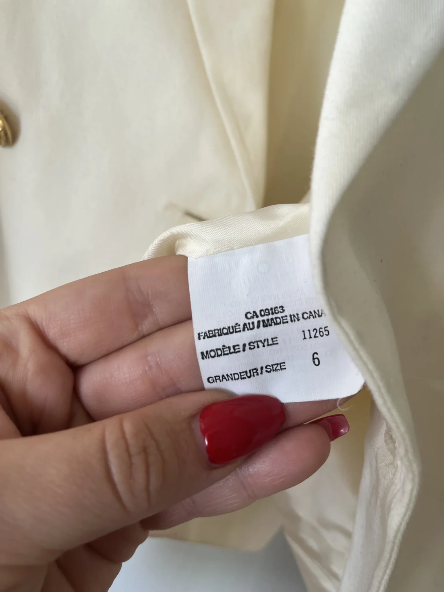 Image for Ralph Lauren blazer size 6 beige gold buttons