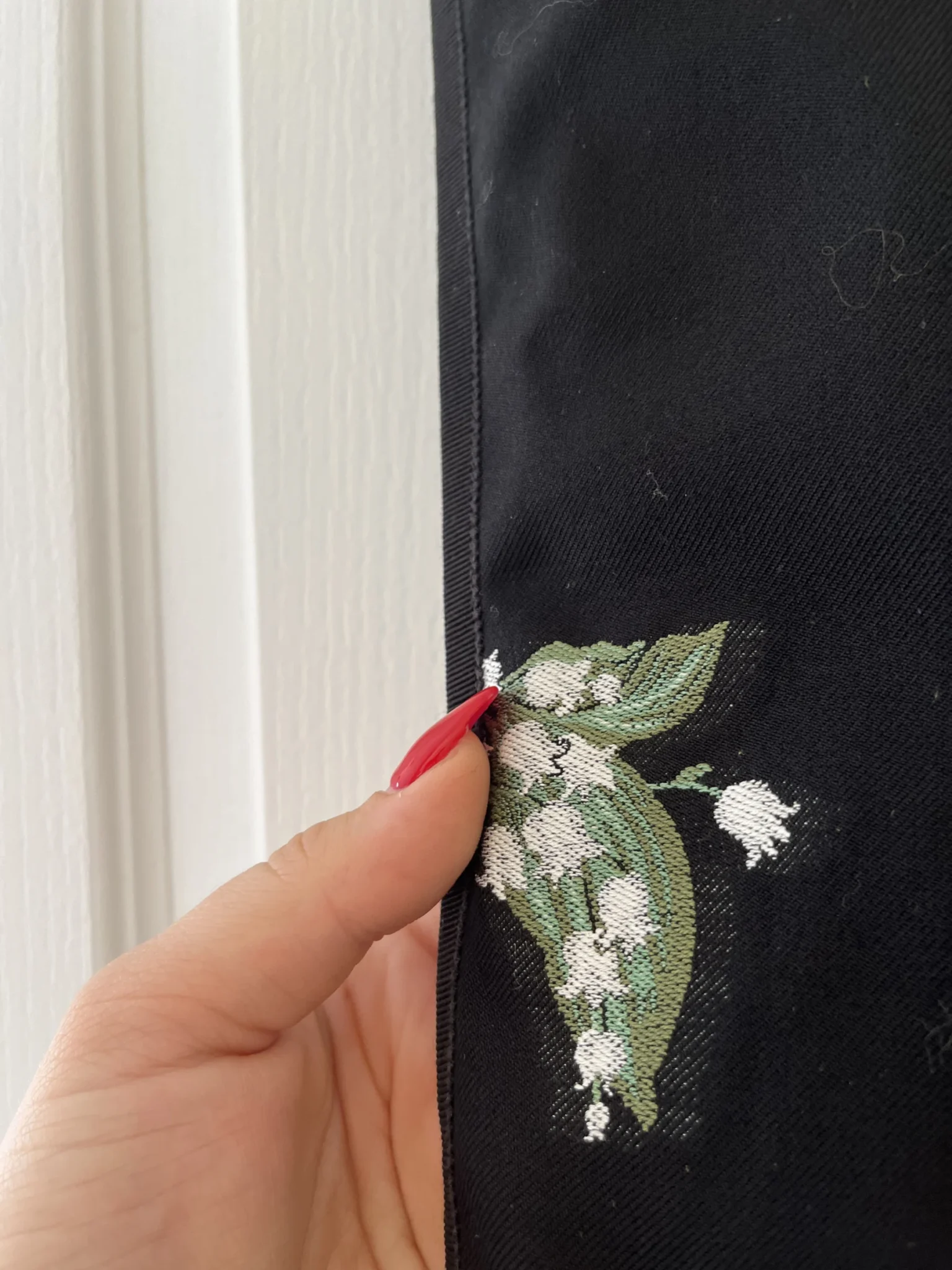 Image for Red Valentino trousers size 42 with white and green floral embroidery