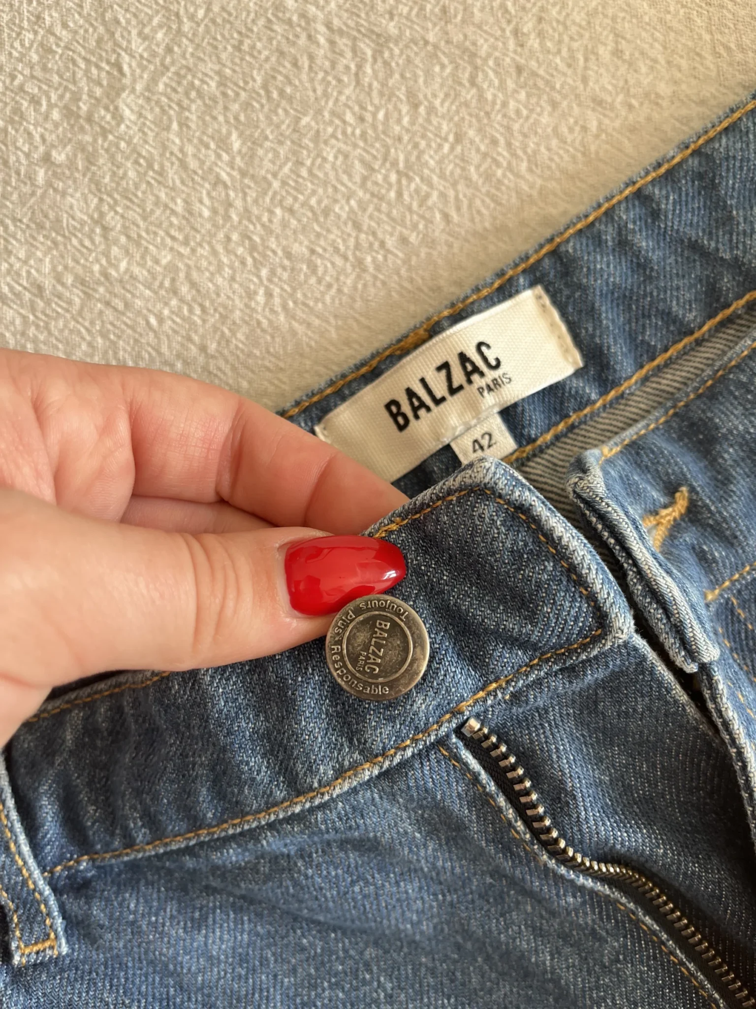 Image for Balzac Paris denim shorts size 42 Maylone model