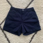 Featured thumbnail for Utility short bleu marine Everlane