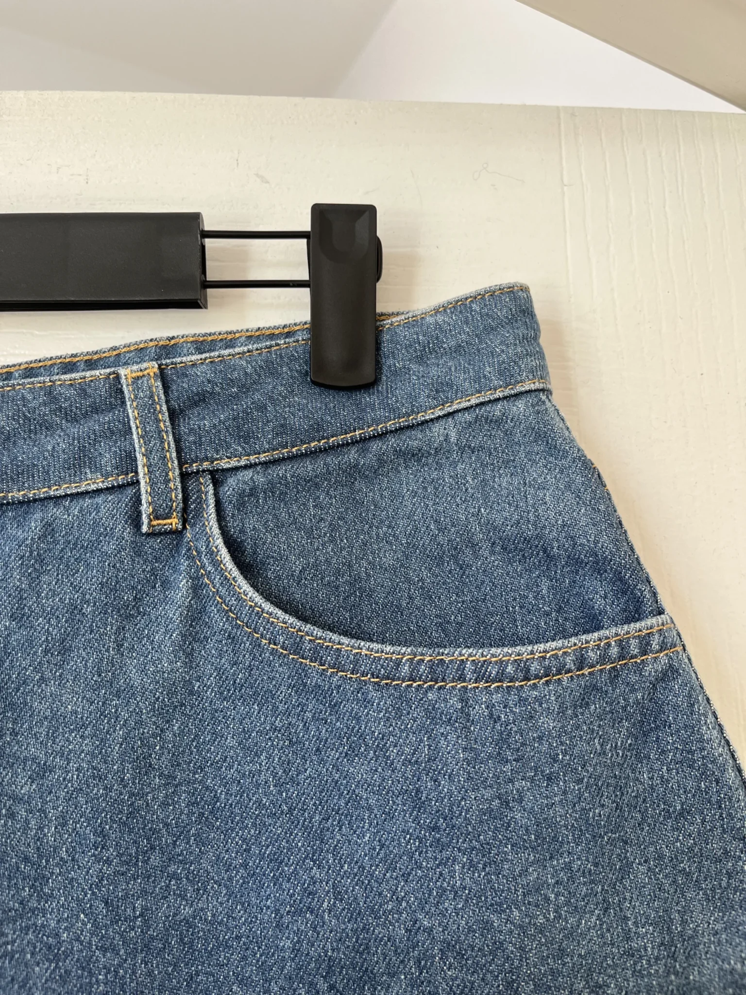 Image for Balzac Paris denim shorts size 42 Maylone model