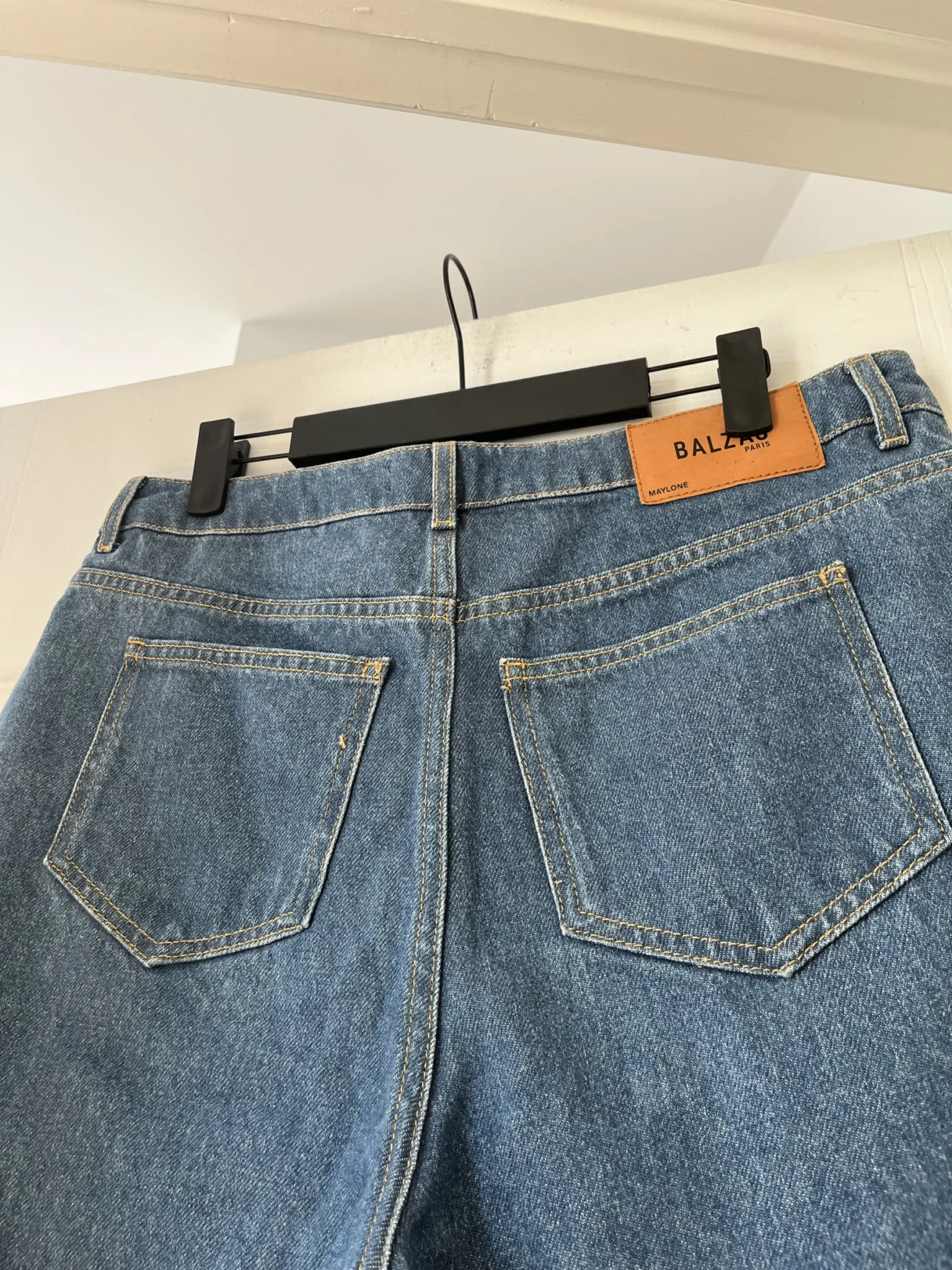 Image for Balzac Paris denim shorts size 42 Maylone model