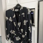 Featured thumbnail for Jupe et blazer Femme de carrière