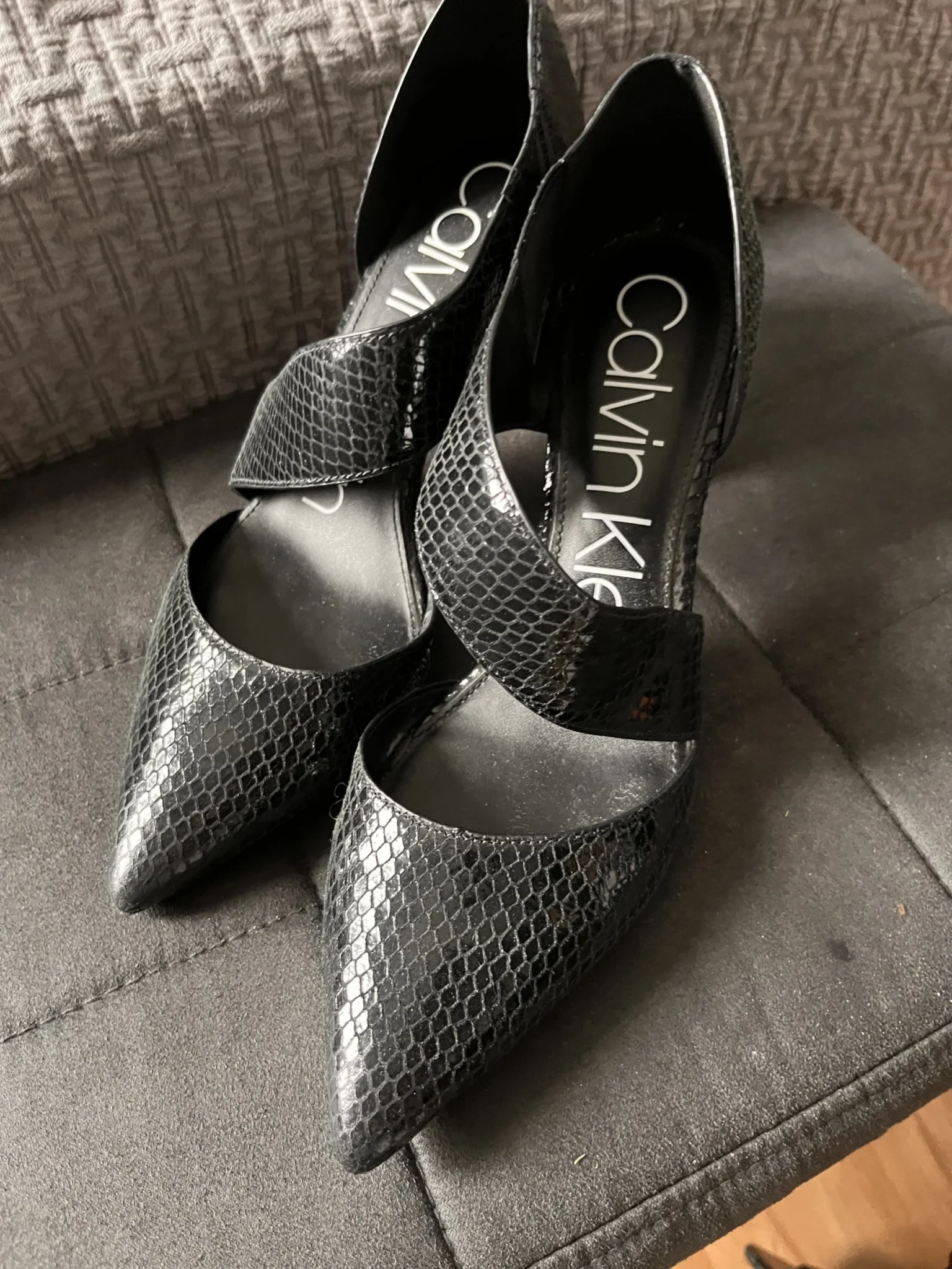 Image for Escarpins noirs croco Calvin Klein