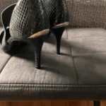 Thumbnail for Escarpins noirs croco Calvin Klein