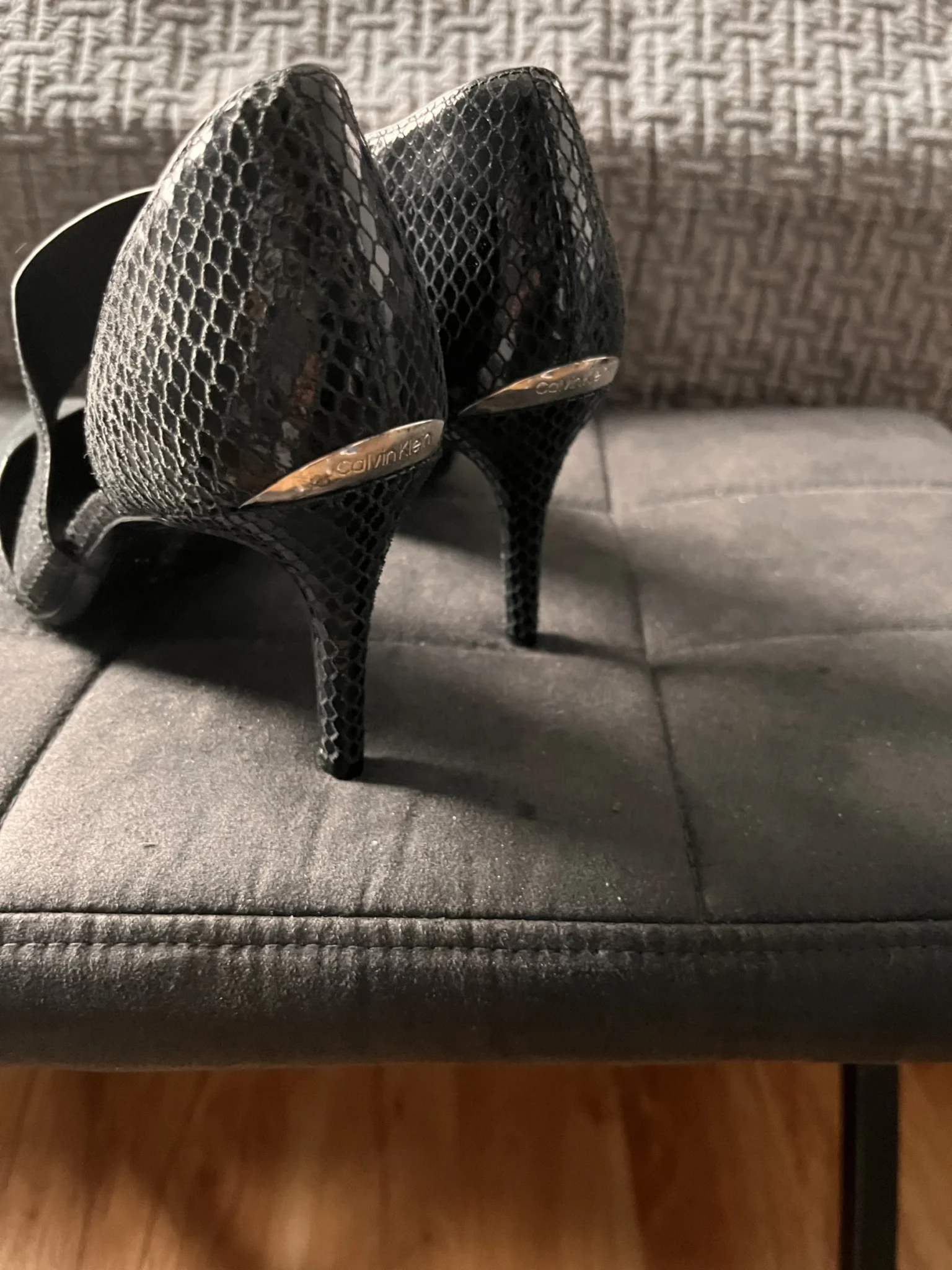 Image for Escarpins noirs croco Calvin Klein