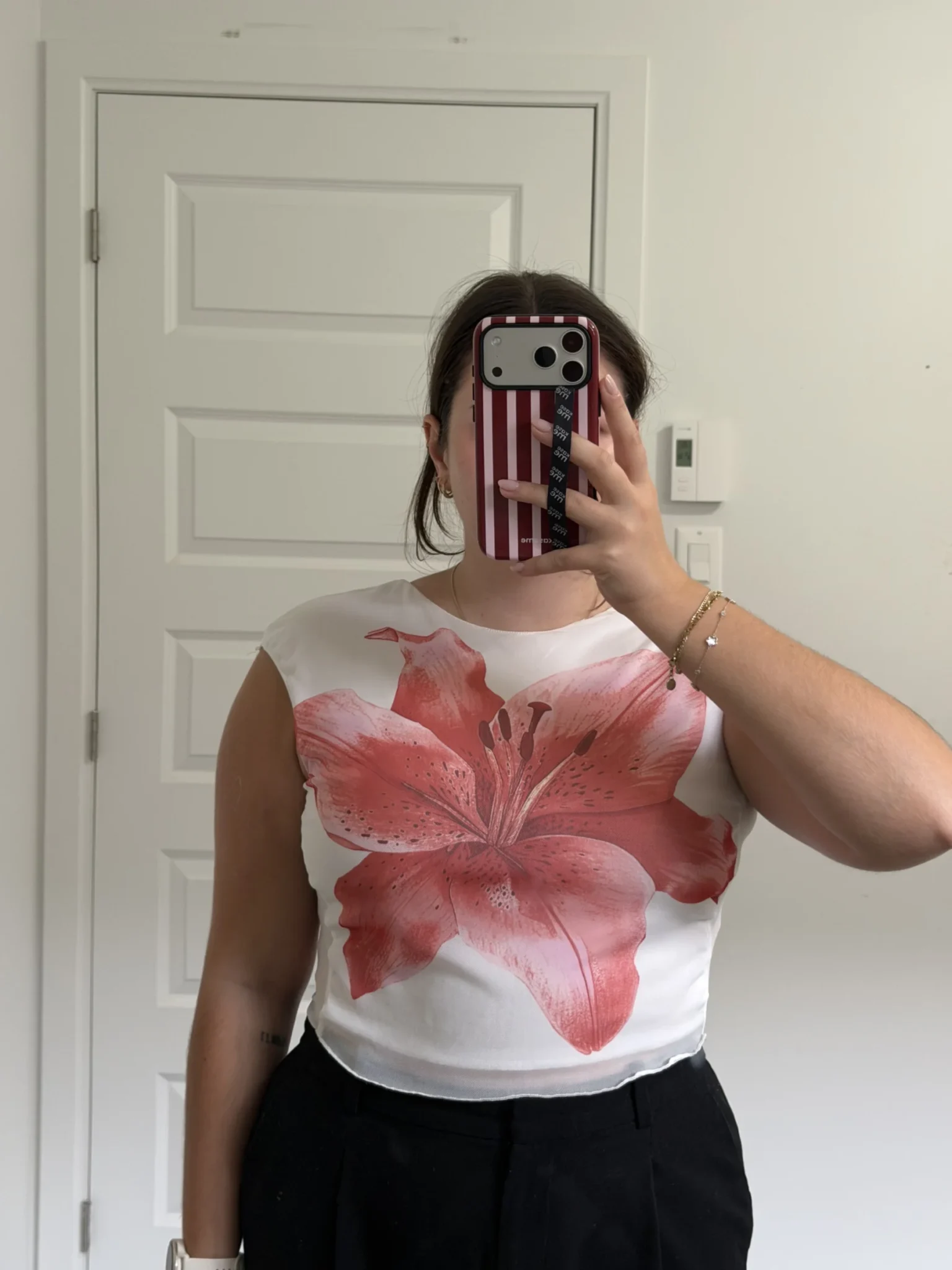 Featured image for Lightweight T-Shirt with flower motif
