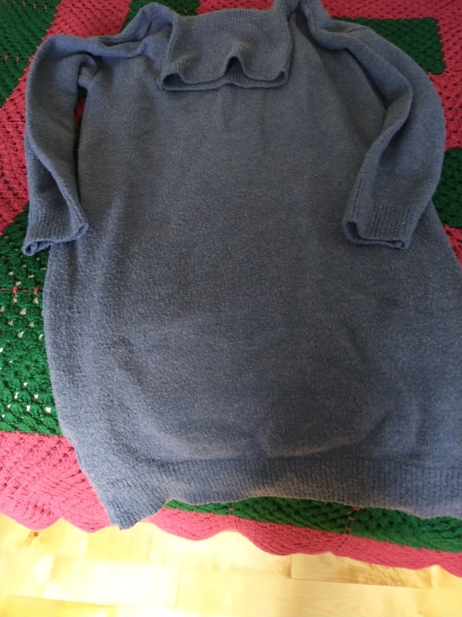 Featured image for Robe en laine bleue Rose Maternité