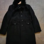 Featured thumbnail for Manteau noire en laine taille XL