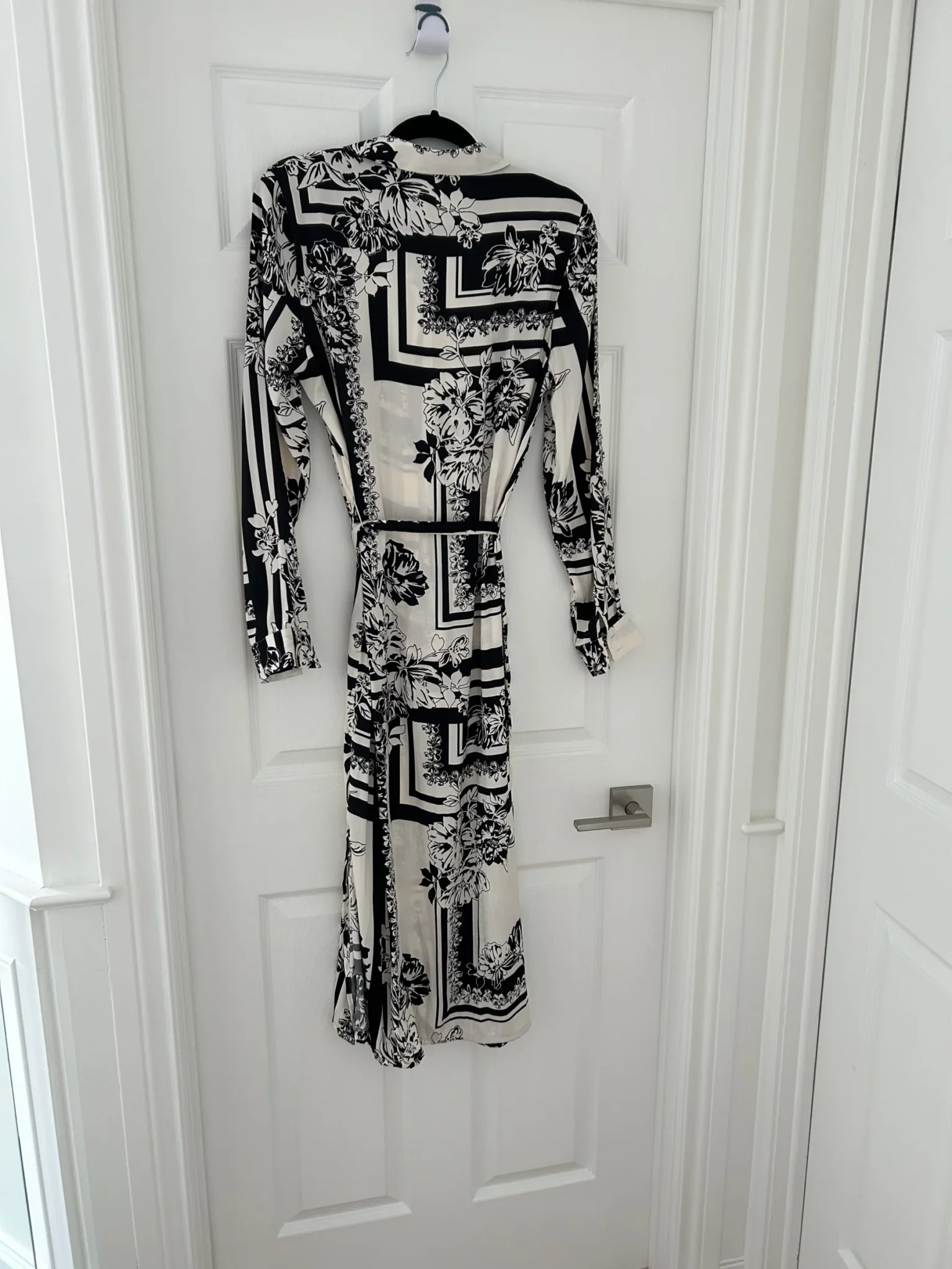 Image for Robe mi-longue à motif de fleurs