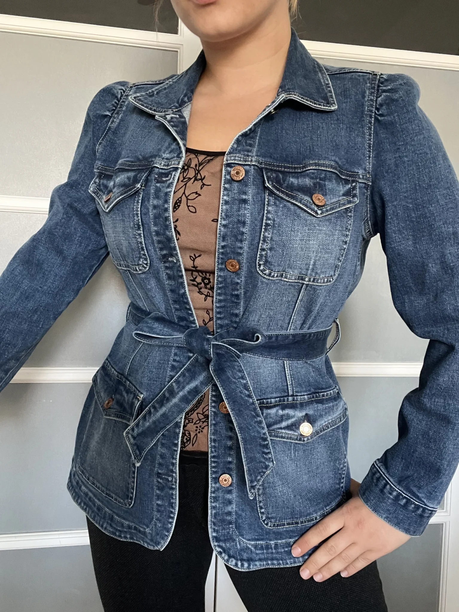Image for Gap women's M denim jacket with gathered sleeves