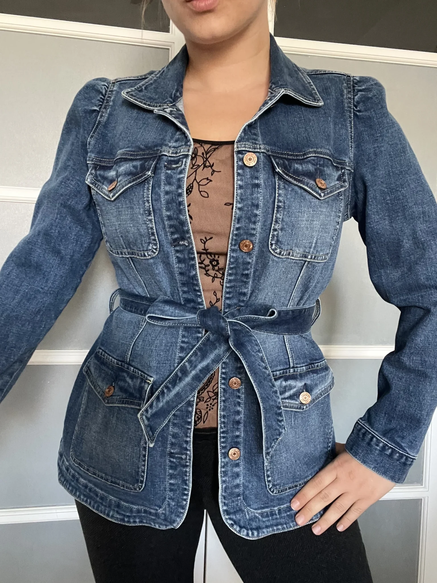 Image for Gap women's M denim jacket with gathered sleeves