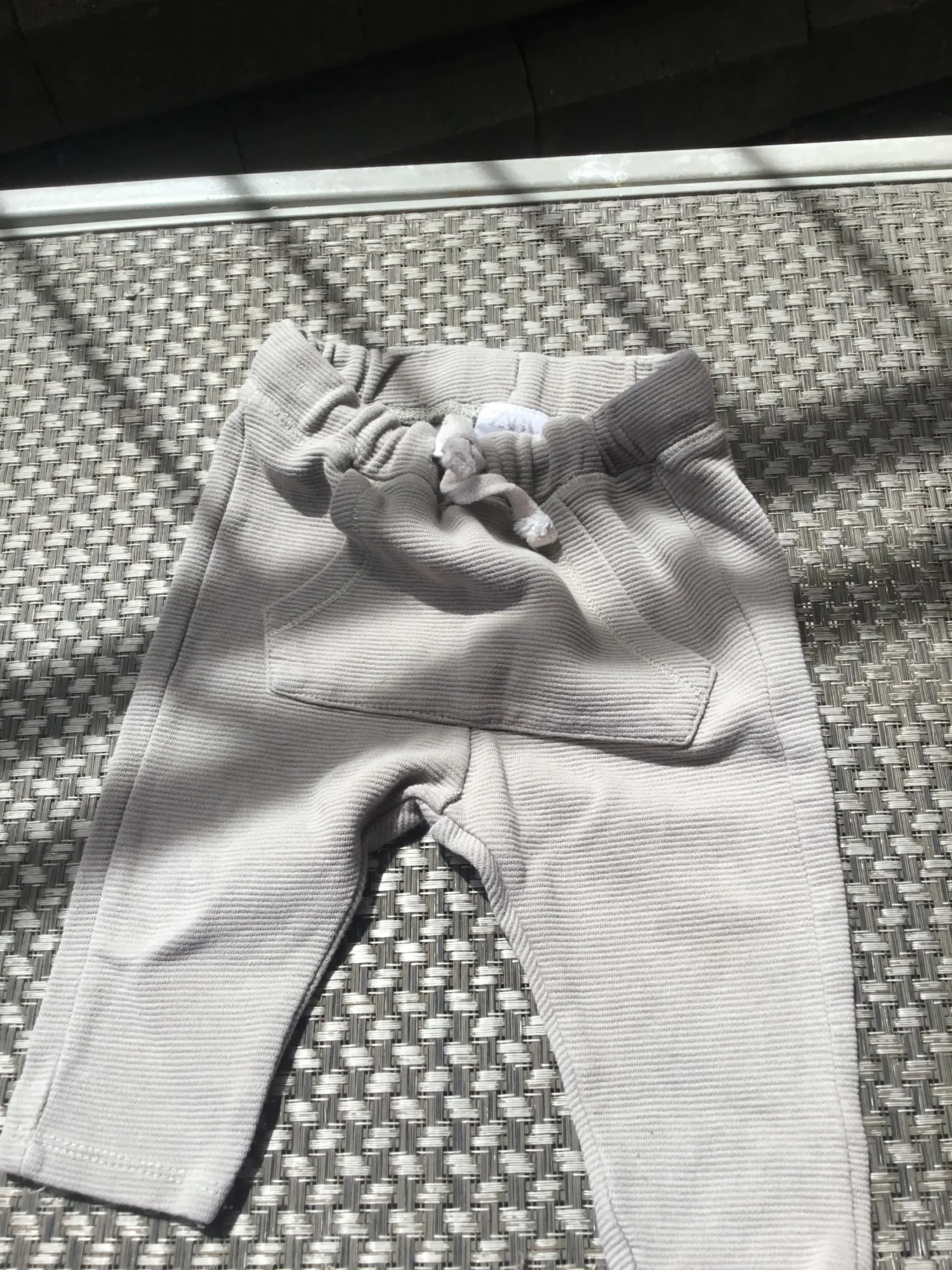 Image for Pantalon Zara 6 - 9 mois, vrai cordon!