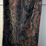 Thumbnail for Wide-leg pleated trousers. Ideal for women over 5'8