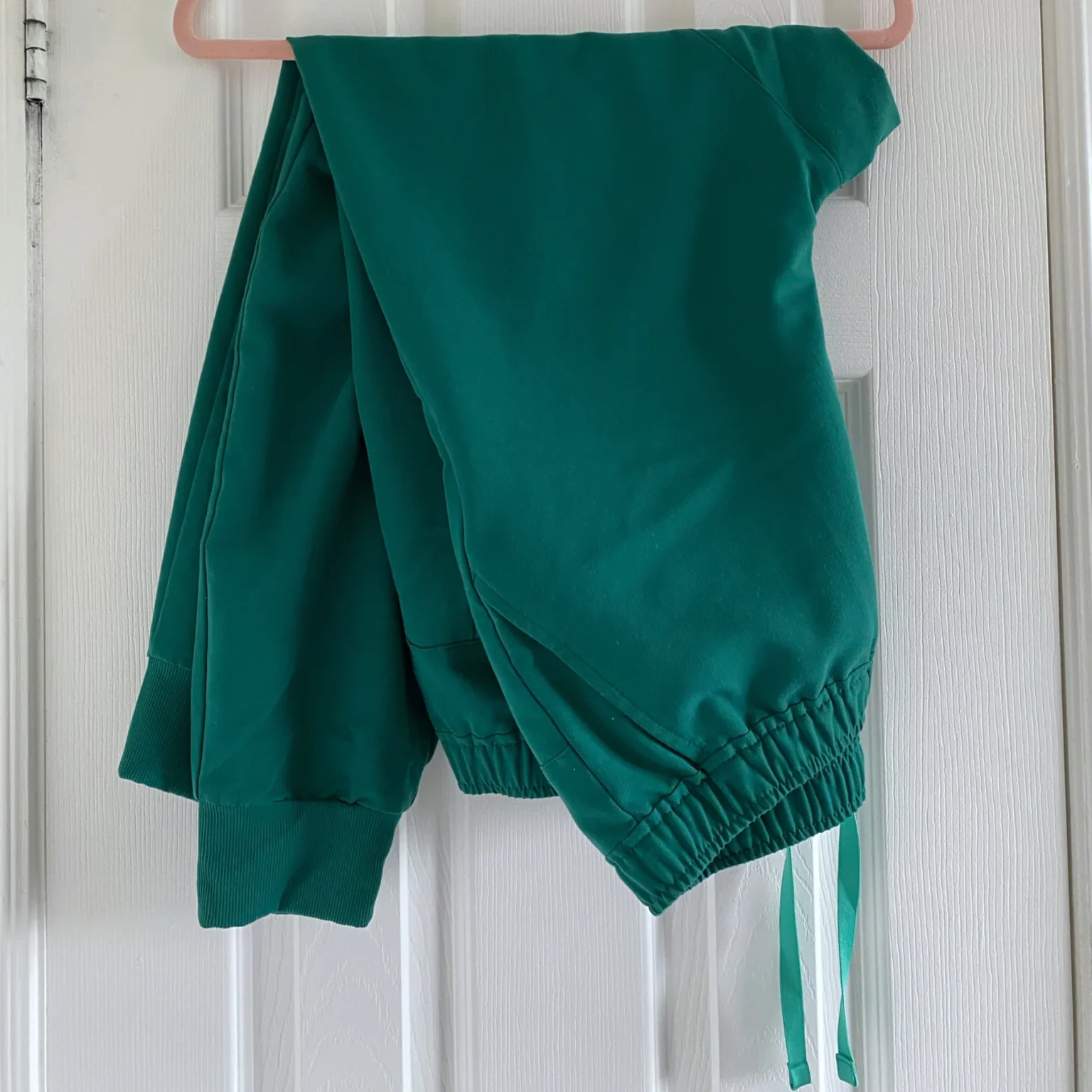Image for Ensemble scrubs Figs Hunter Green