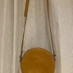 Featured thumbnail for Sac à main à bandoulière 100 % cuir ☀️